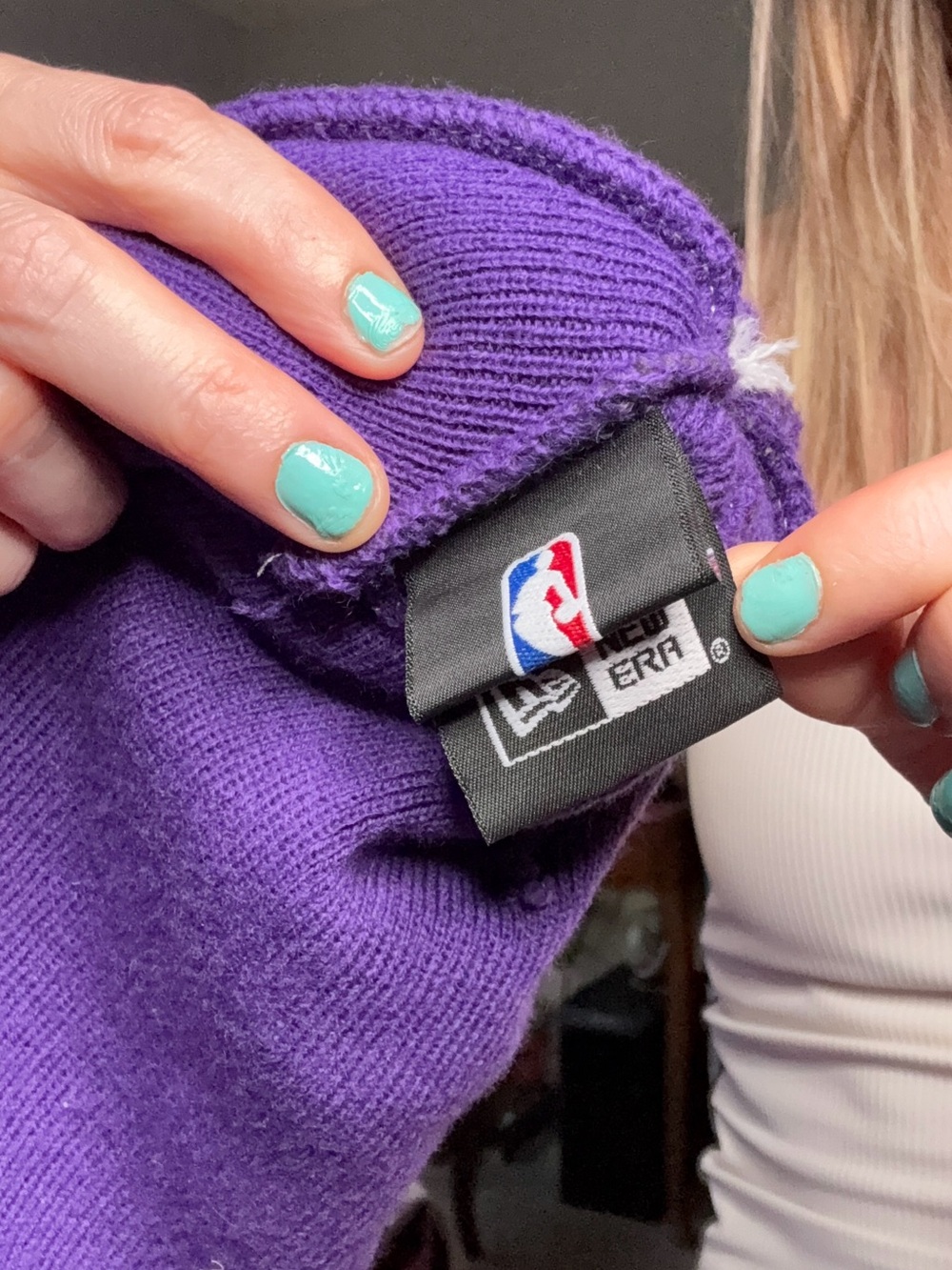 New Era Los Angeles Lakers Basketball Gray and Purple Pom Beanie - Picture 3 of 3